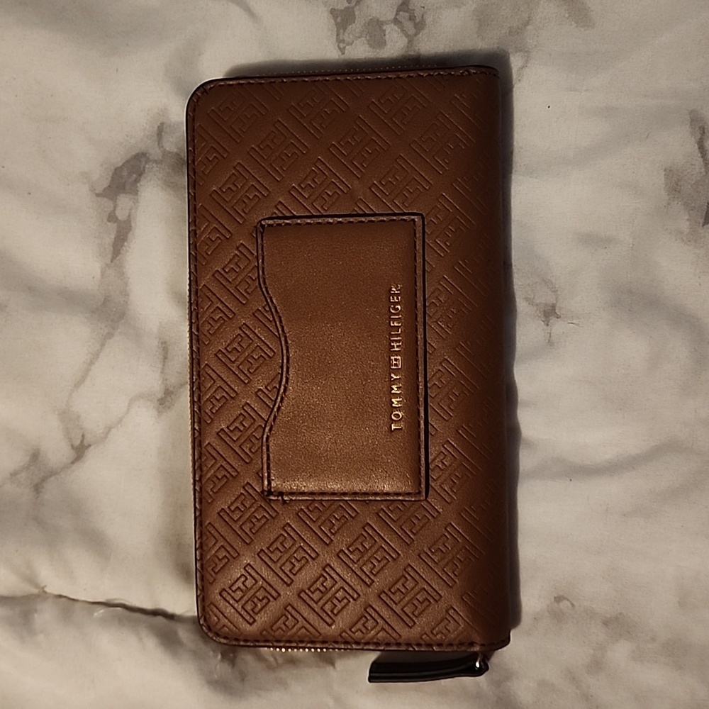 Tommy Hilfiger Wallet